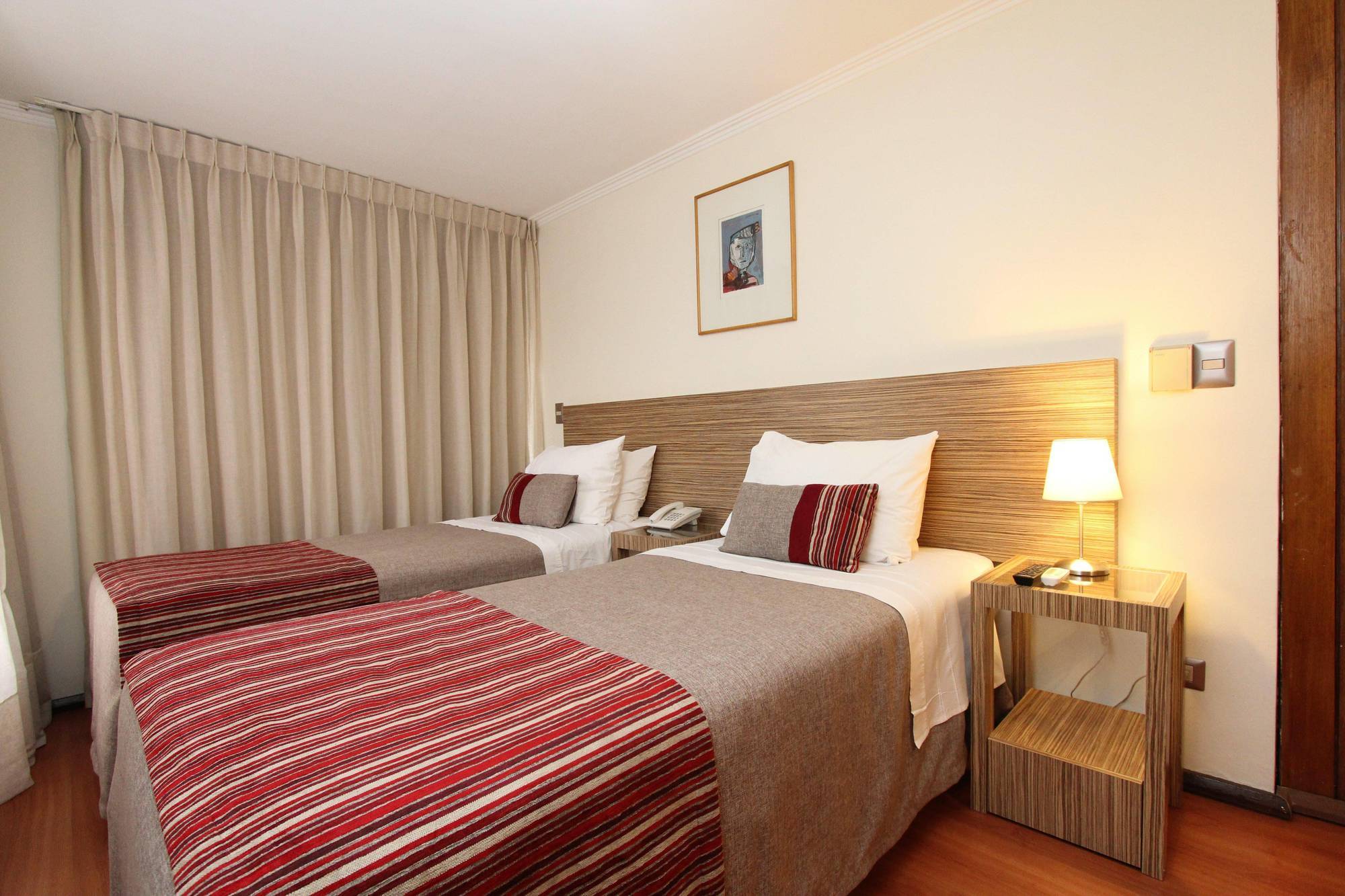 Rq Bosque Tobalaba Hotel Сантяго Екстериор снимка