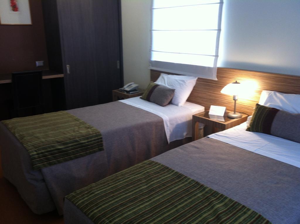 Rq Bosque Tobalaba Hotel Сантяго Екстериор снимка